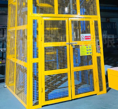 镇远货梯可以安装在室外吗